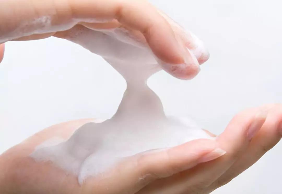 油性肌膚如何保濕補水？有哪些誤區(qū)？